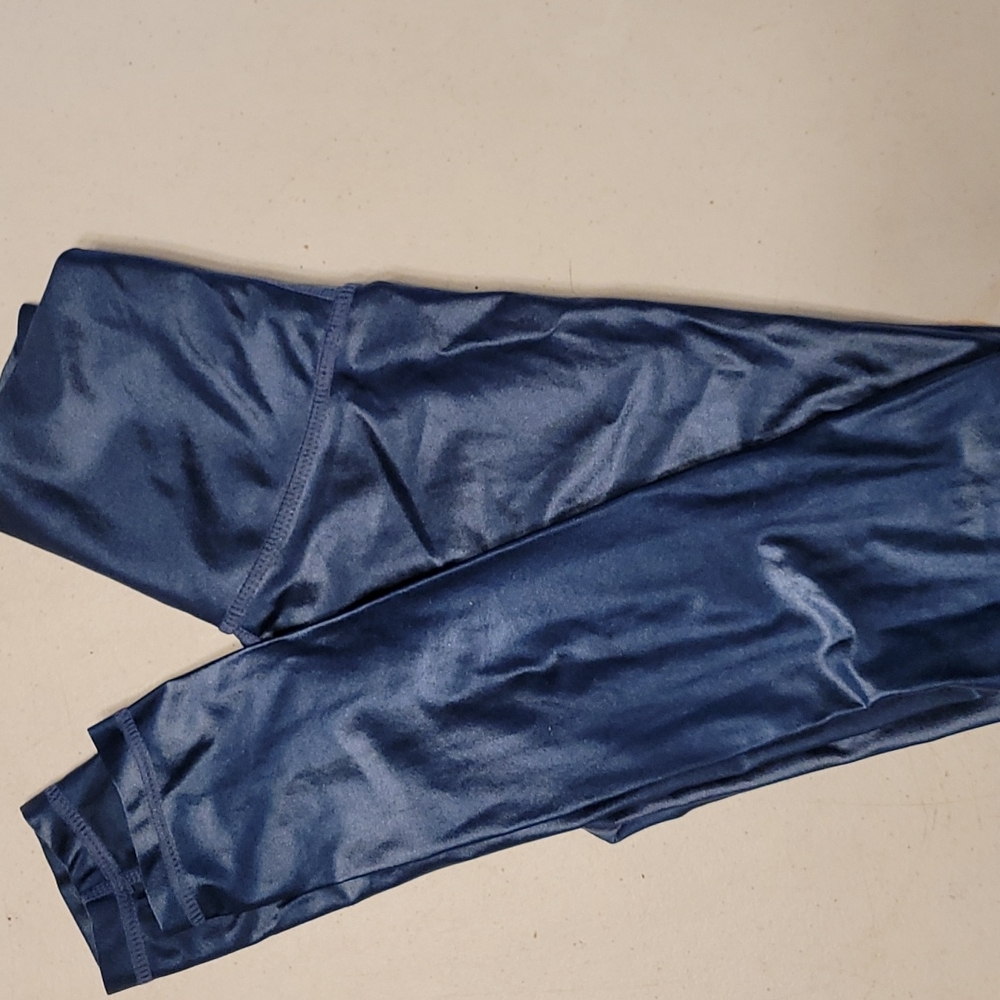 HIGH SHINE LEGGINGS